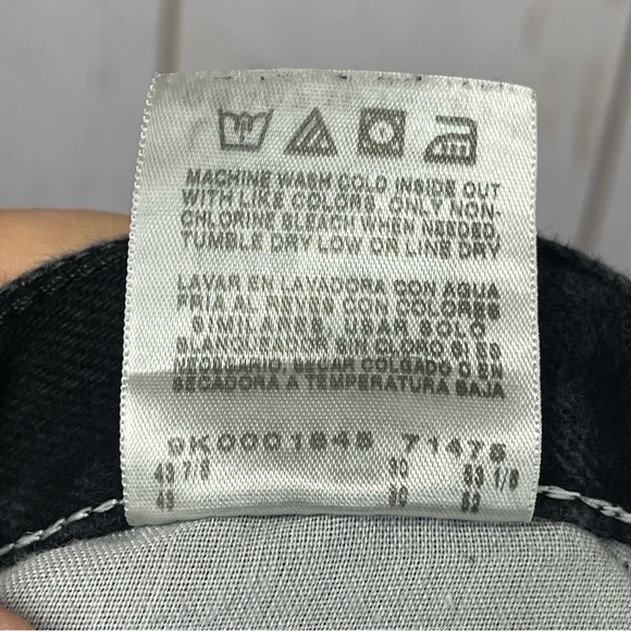 Rustler, Relaxed Fit Black Jeans. Size 42x30. In excellent condition! - Picture 6 of 6